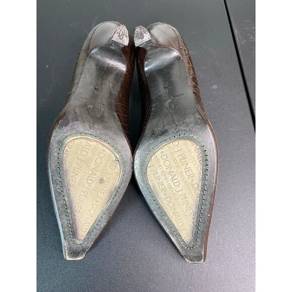 Donald Pliner pointed toe heels - Picture 5 of 7